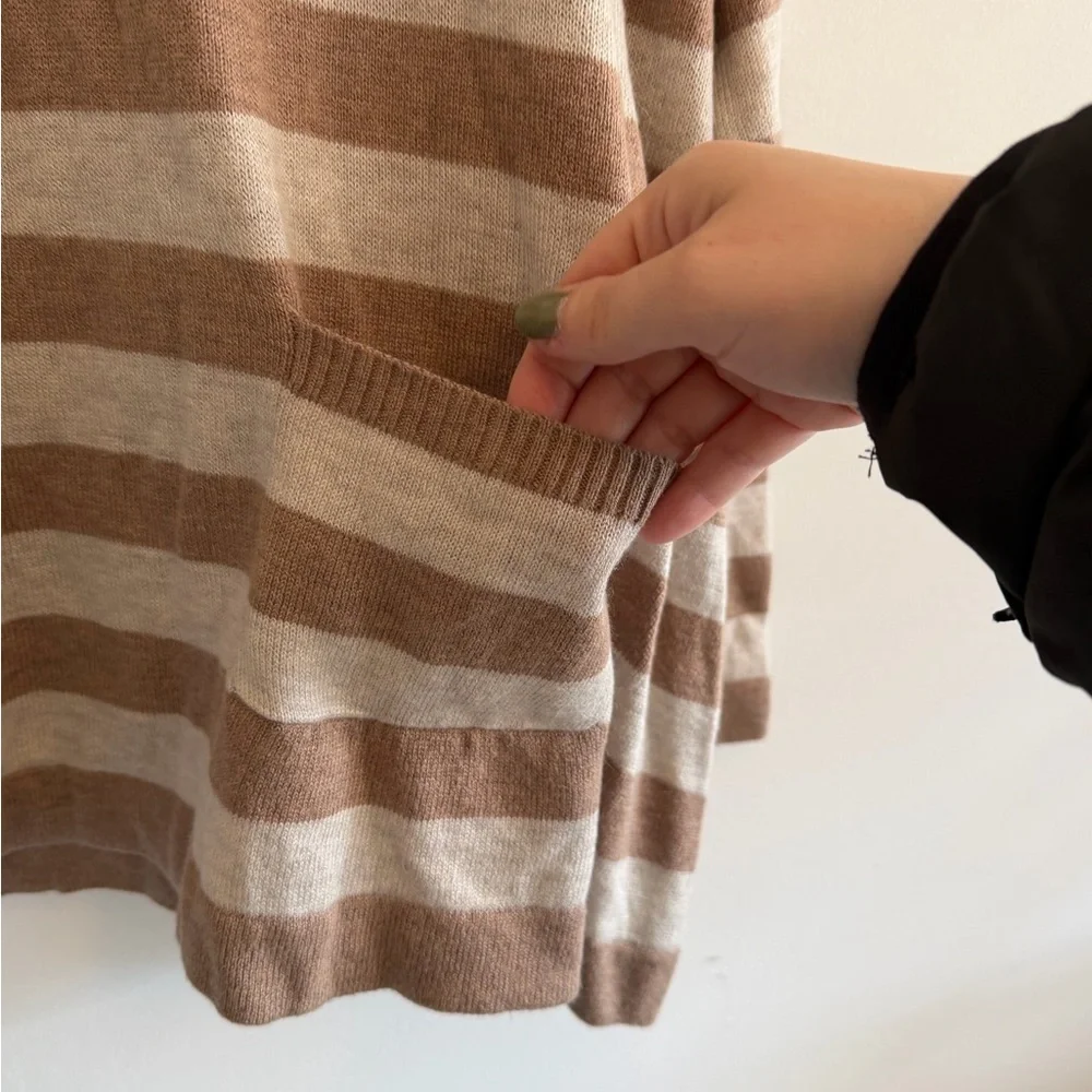 Linda Matthews New York Striped V-Neck Sweater with Pockets - oversized